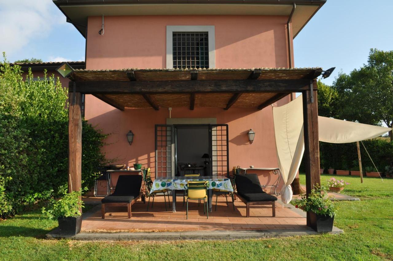 Casale Vicino Al Golf Nazionale Monterosi Exterior foto
