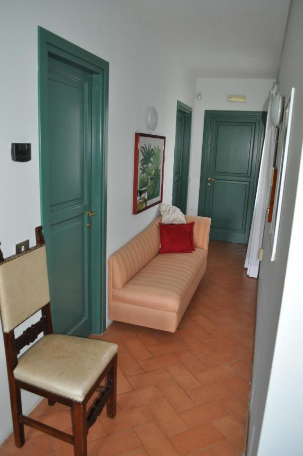 Casale Vicino Al Golf Nazionale Monterosi Exterior foto