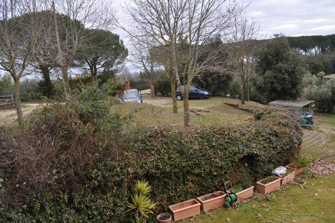 Casale Vicino Al Golf Nazionale Monterosi Exterior foto